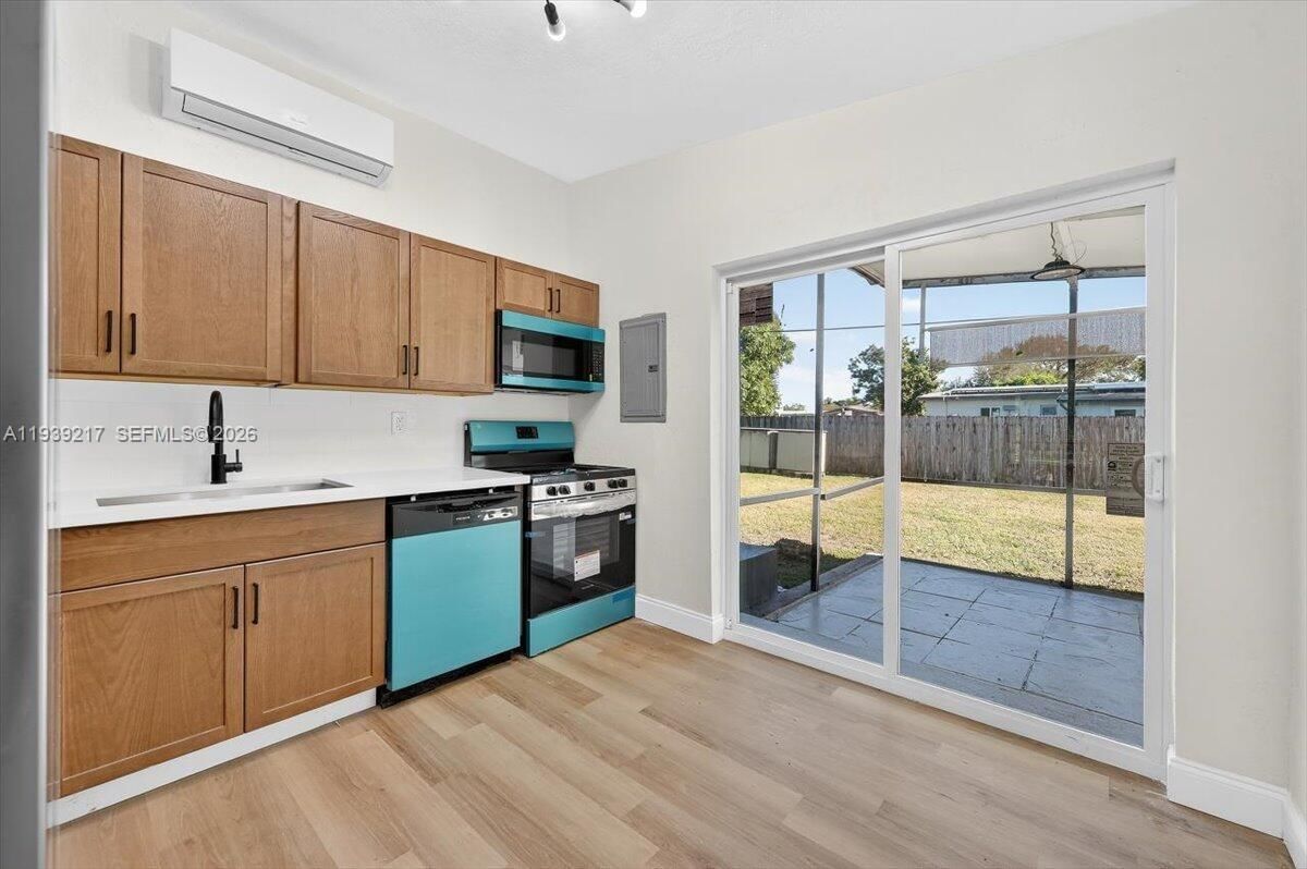 Real estate property located at 3410 38th St, Broward, Lake Forest Sec 3, West Park, FL