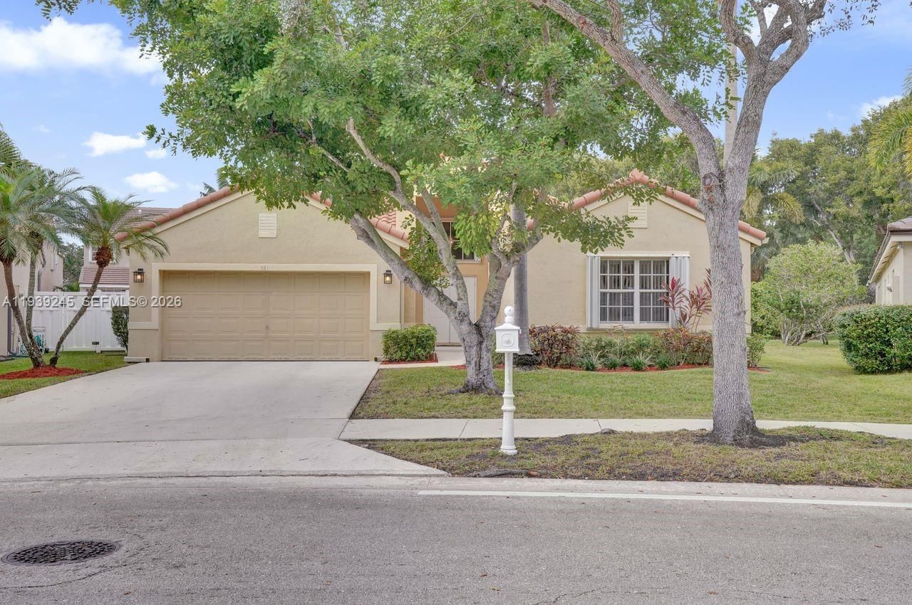 Real estate property located at 581 Slippery Rock Rd, Broward, Sector 3 - Parcels C D E, Weston, FL