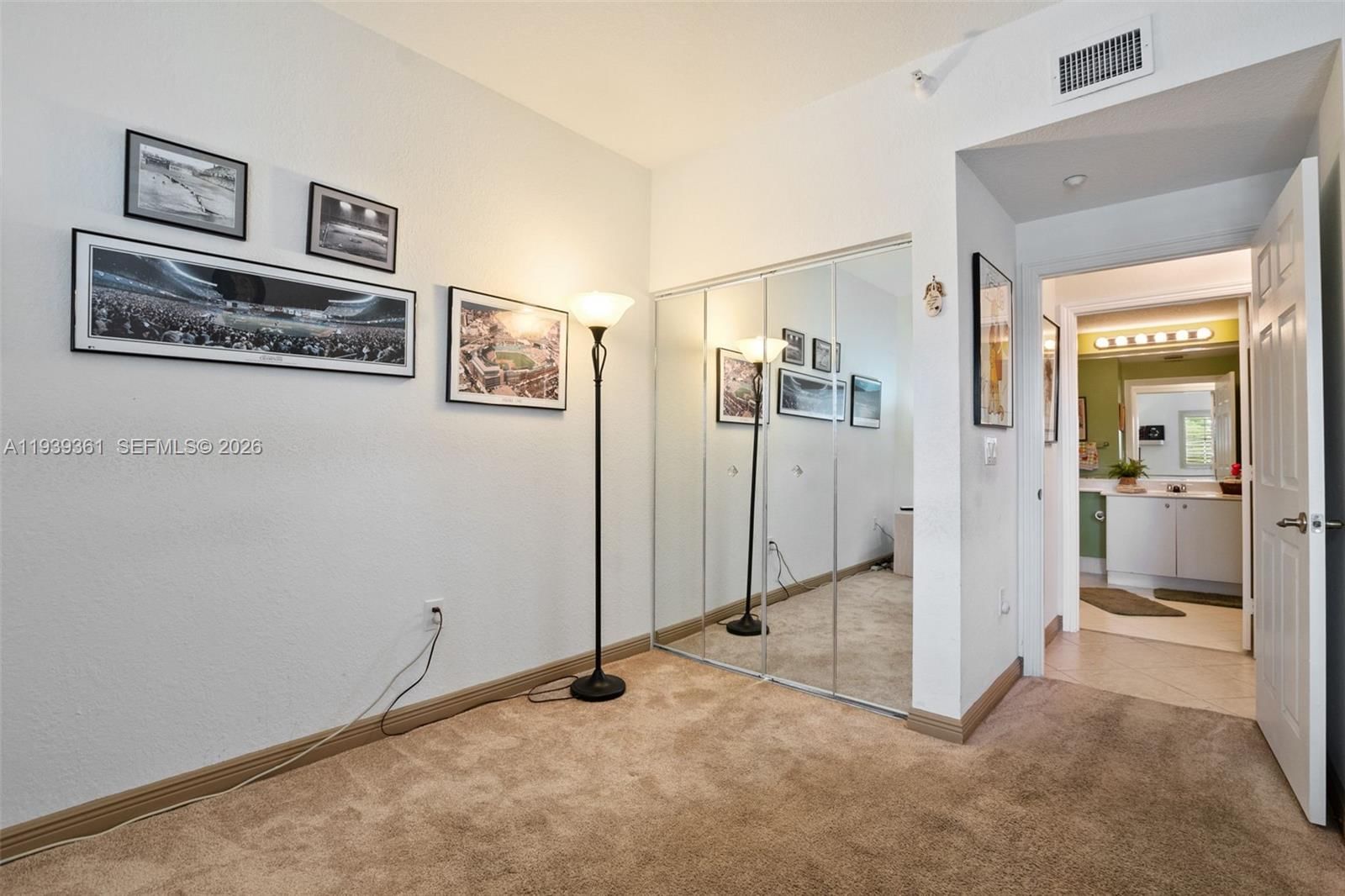 Real estate property located at 7623 Southampton Ter #204, Broward, Southampton Condominium, Tamarac, FL