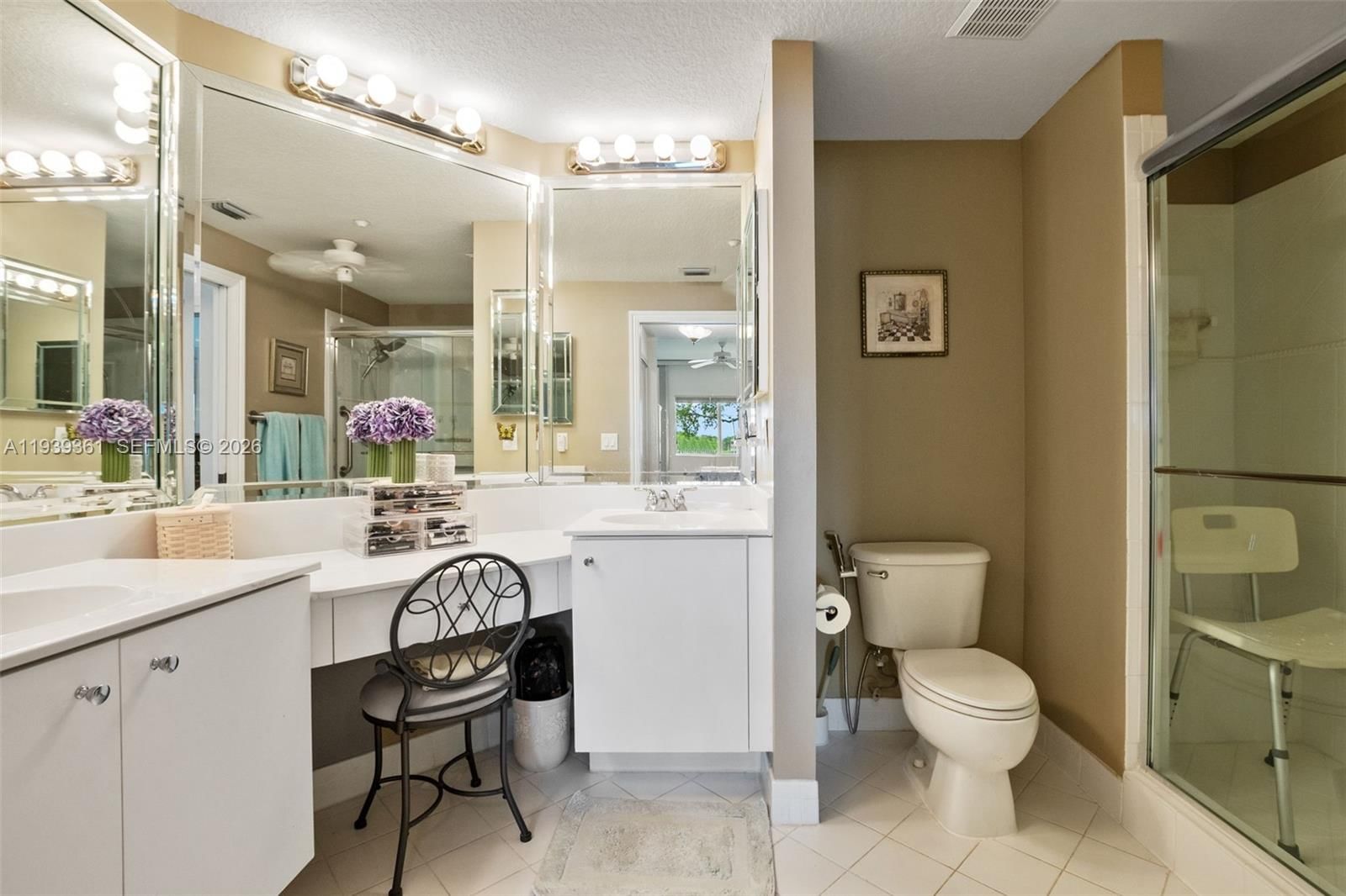 Real estate property located at 7623 Southampton Ter #204, Broward, Southampton Condominium, Tamarac, FL