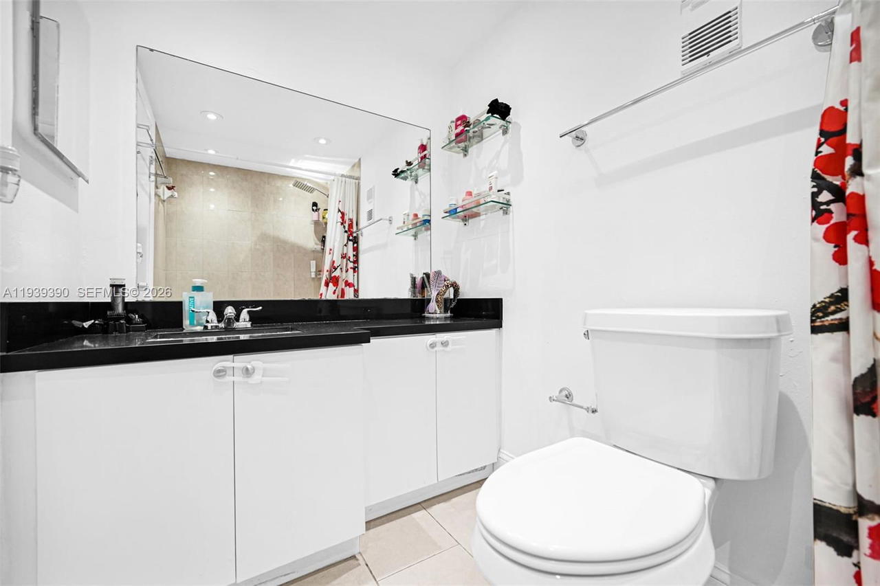 Real estate property located at 9441 4th St #309, Miami-dade, Versaille Gardens I Condo, Miami, FL
