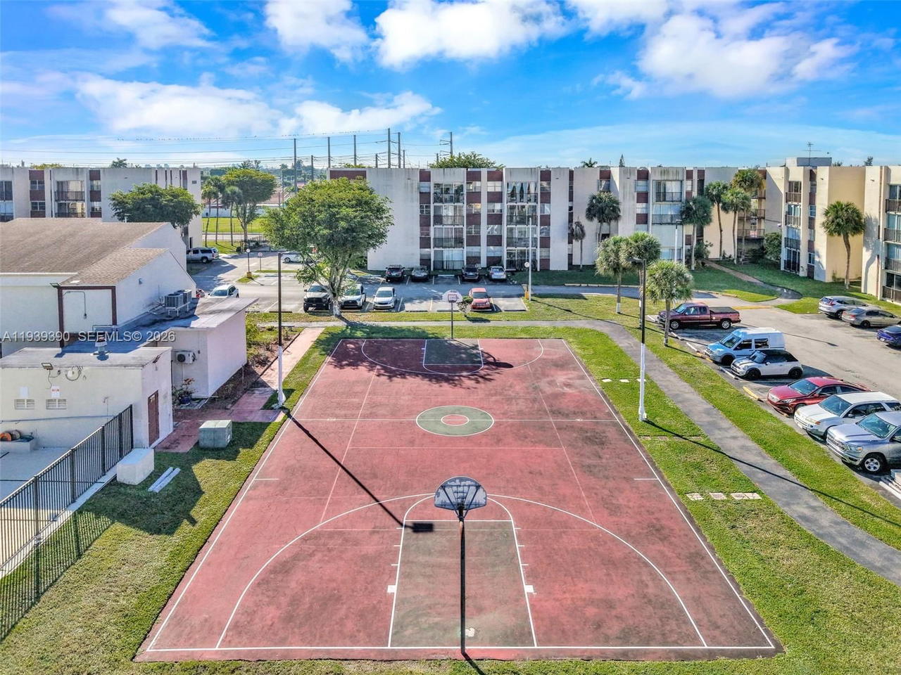 Real estate property located at 9441 4th St #309, Miami-dade, Versaille Gardens I Condo, Miami, FL
