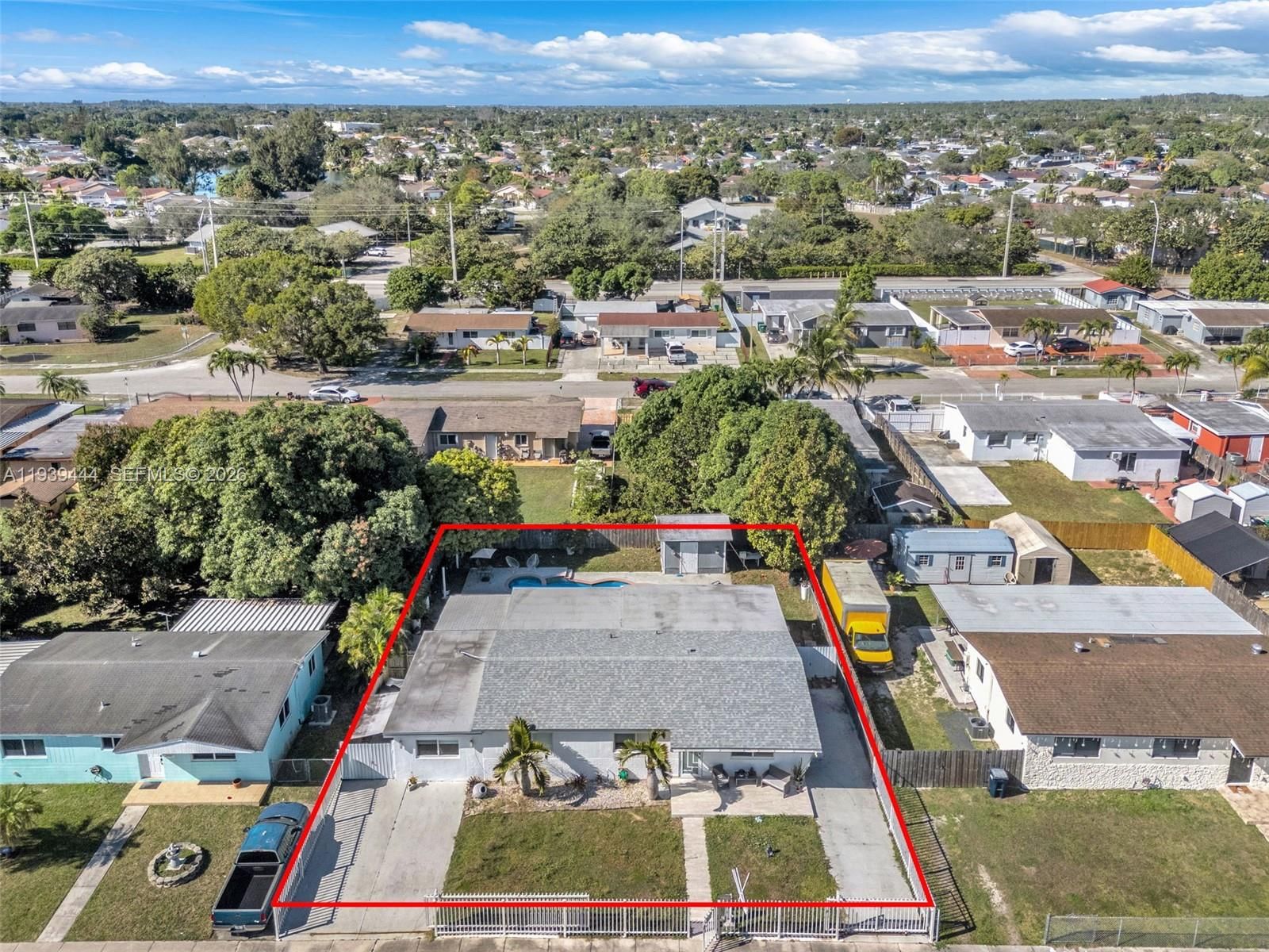 Real estate property located at 19542 120th Ave, Miami-dade, South Miami Heights Addn, Miami, FL
