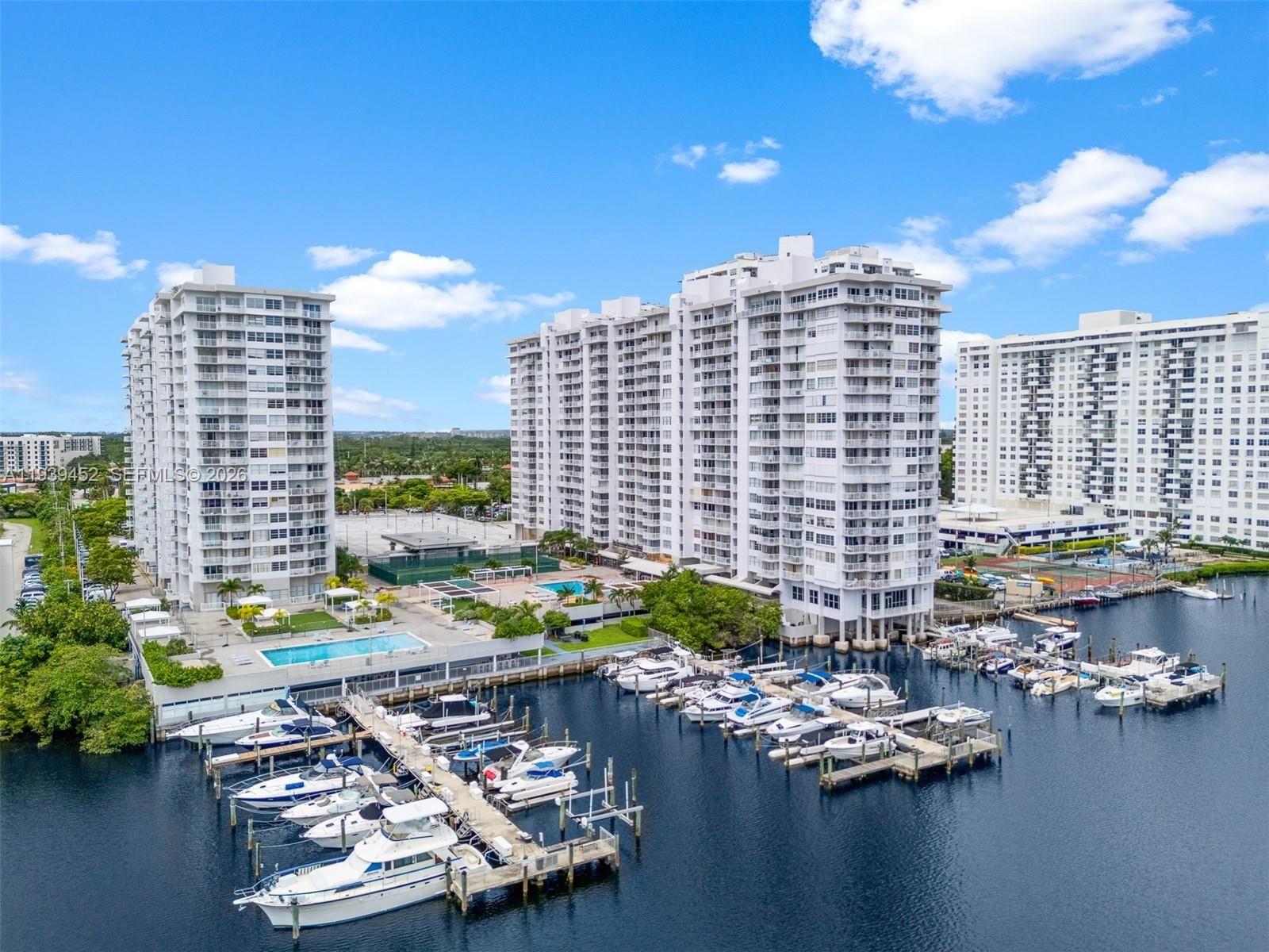 Real estate property located at 18021 Biscayne Blvd #304, Miami-dade, Del Prado Marina, Aventura, FL