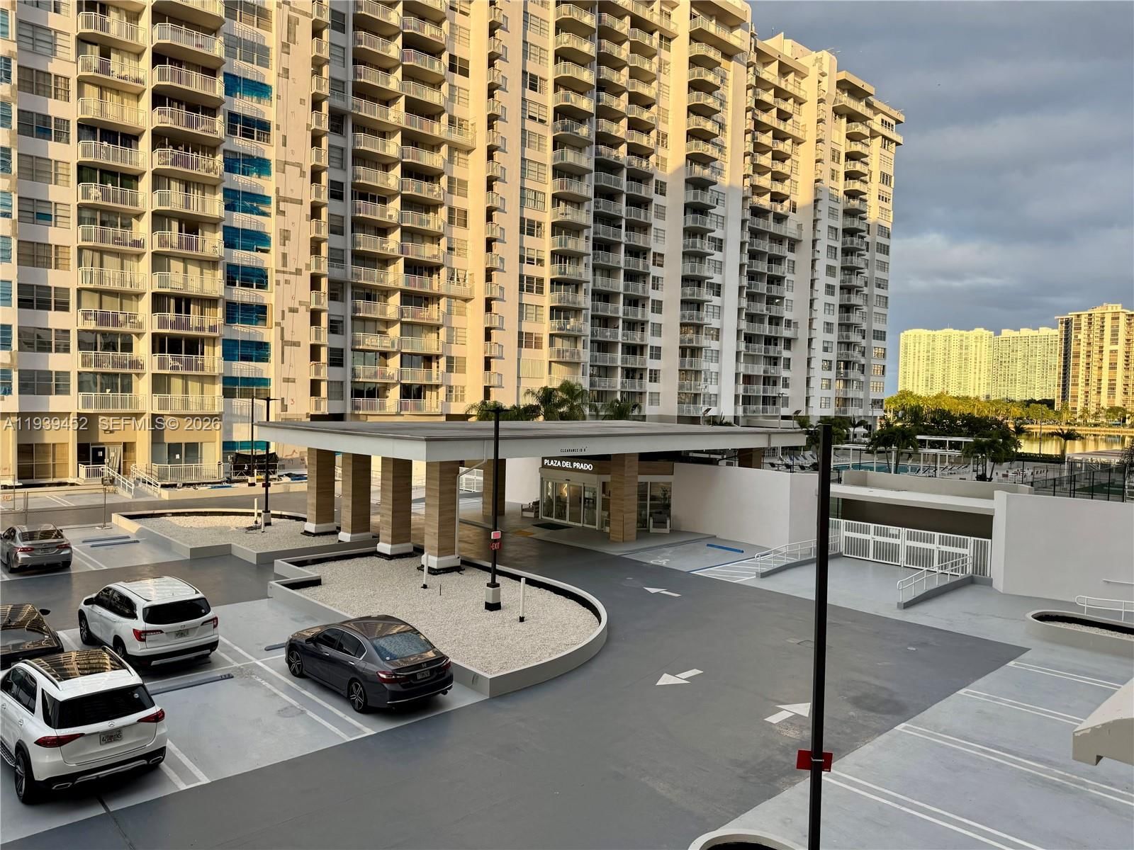Real estate property located at 18021 Biscayne Blvd #304, Miami-dade, Del Prado Marina, Aventura, FL