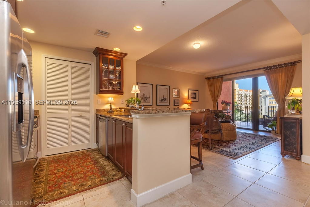 Real estate property located at 100 Andalusia Ave #609, Miami-dade, Andalusia Condo Residence, Coral Gables, FL