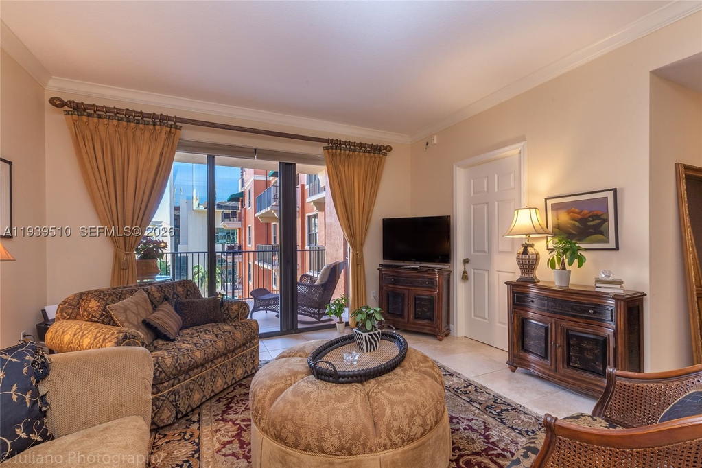 Real estate property located at 100 Andalusia Ave #609, Miami-dade, Andalusia Condo Residence, Coral Gables, FL