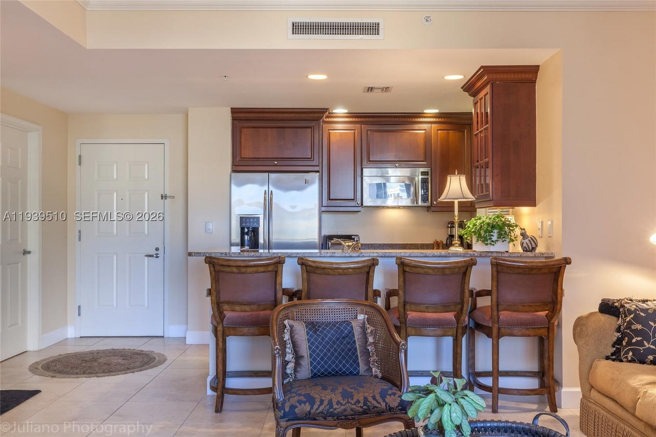 Real estate property located at 100 Andalusia Ave #609, Miami-dade, Andalusia Condo Residence, Coral Gables, FL