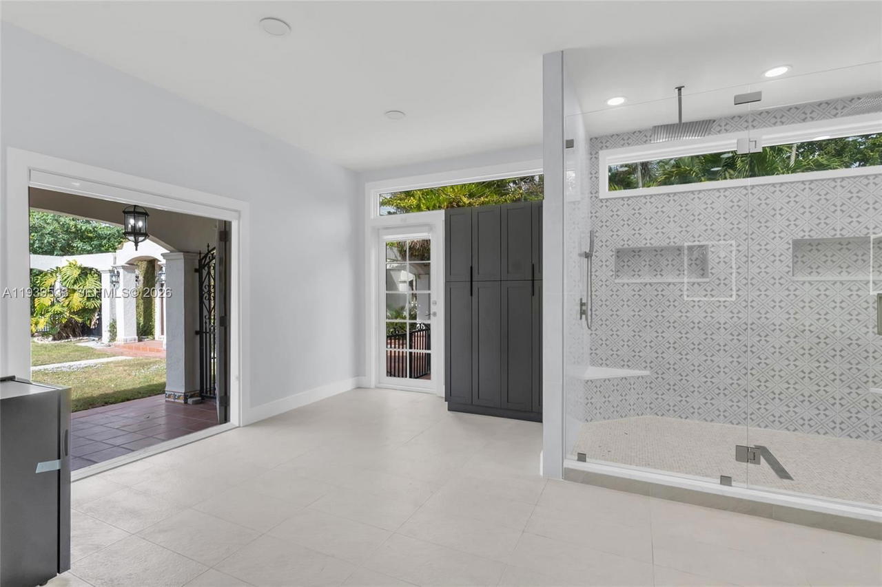 Real estate property located at 11835 47th St, Miami-dade, Bird Road Farmsites, Miami, FL