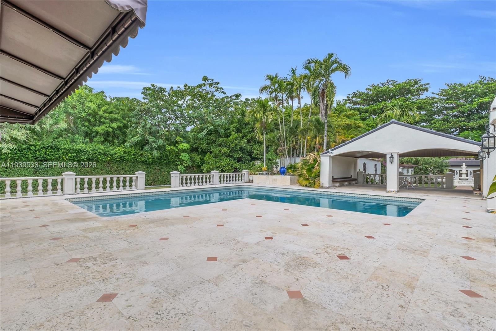 Real estate property located at 11835 47th St, Miami-dade, Bird Road Farmsites, Miami, FL