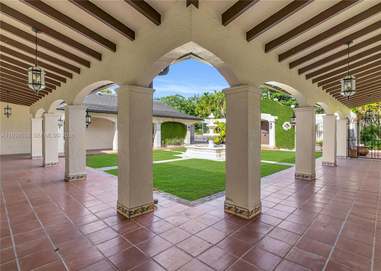 Real estate property located at 11835 47th St, Miami-dade, Bird Road Farmsites, Miami, FL