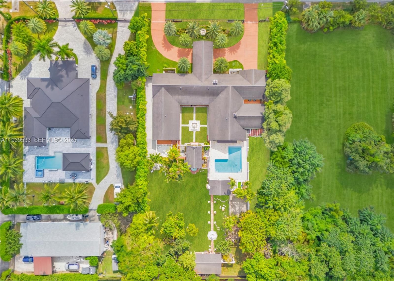 Real estate property located at 11835 47th St, Miami-dade, Bird Road Farmsites, Miami, FL