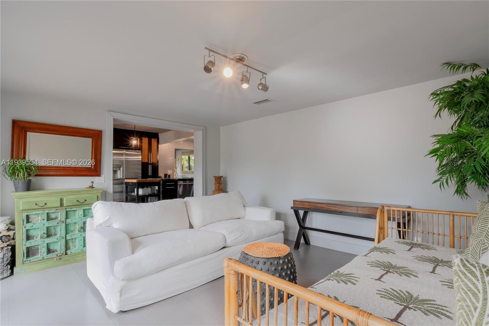 Real estate property located at 1174 Garfield St, Broward, Look Homesites No 4, Hollywood, FL