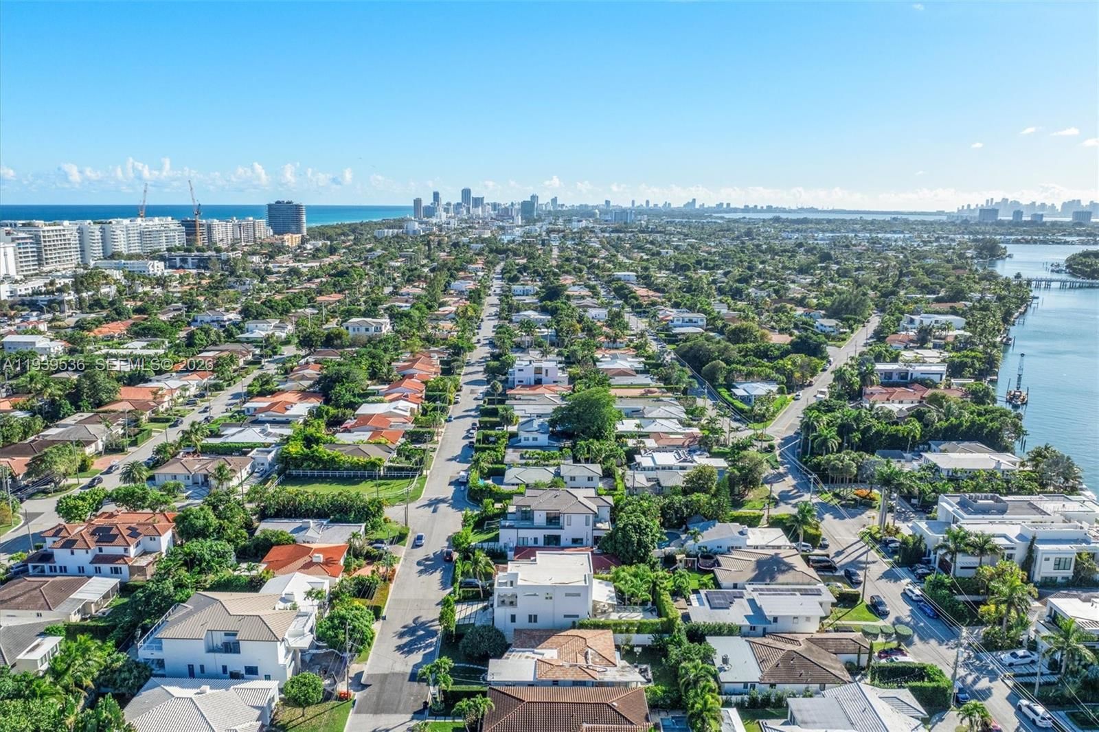Real estate property located at 9424 - 9432 Carlyle Ave, Miami-dade, Altos Del Mar #6, Surfside, FL