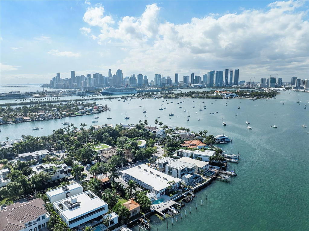 Real estate property located at 405 Hibiscus Dr #202, Miami-dade, Island Club Of South Beach, Miami Beach, FL