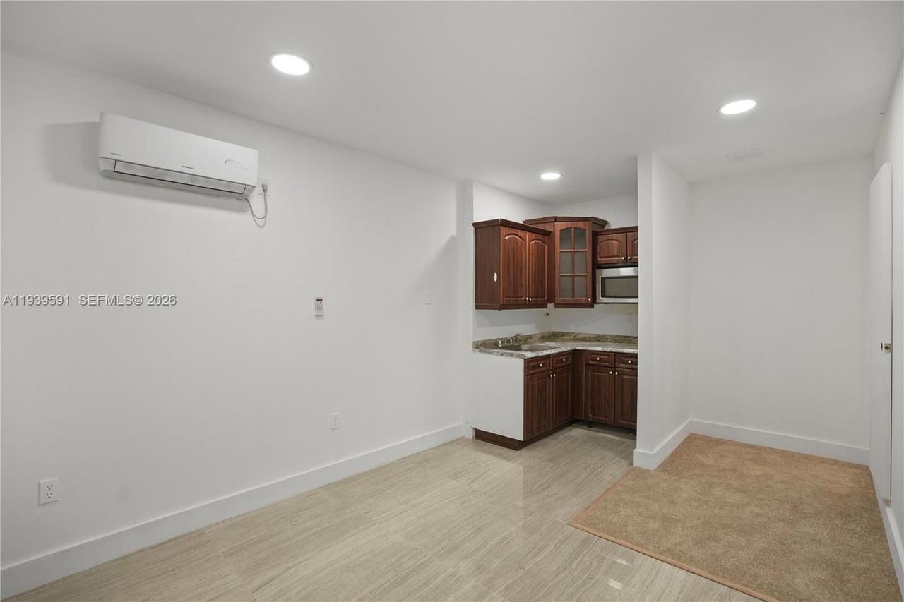 Real estate property located at 12894 60th Ter, Miami-dade, Sunset Harbour Sec Vi, Miami, FL