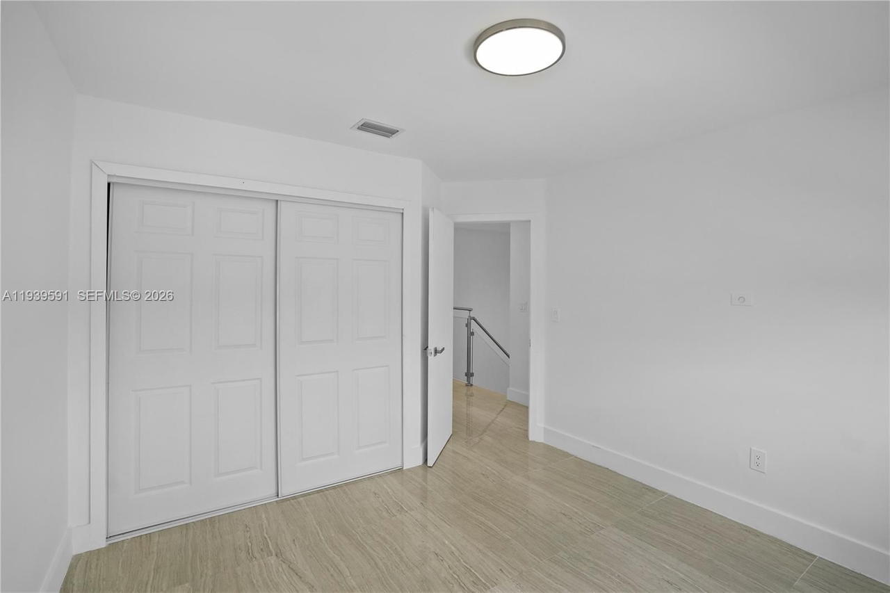 Real estate property located at 12894 60th Ter, Miami-dade, Sunset Harbour Sec Vi, Miami, FL