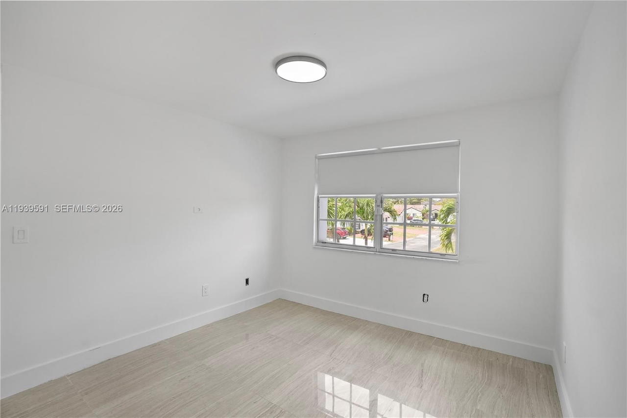 Real estate property located at 12894 60th Ter, Miami-dade, Sunset Harbour Sec Vi, Miami, FL