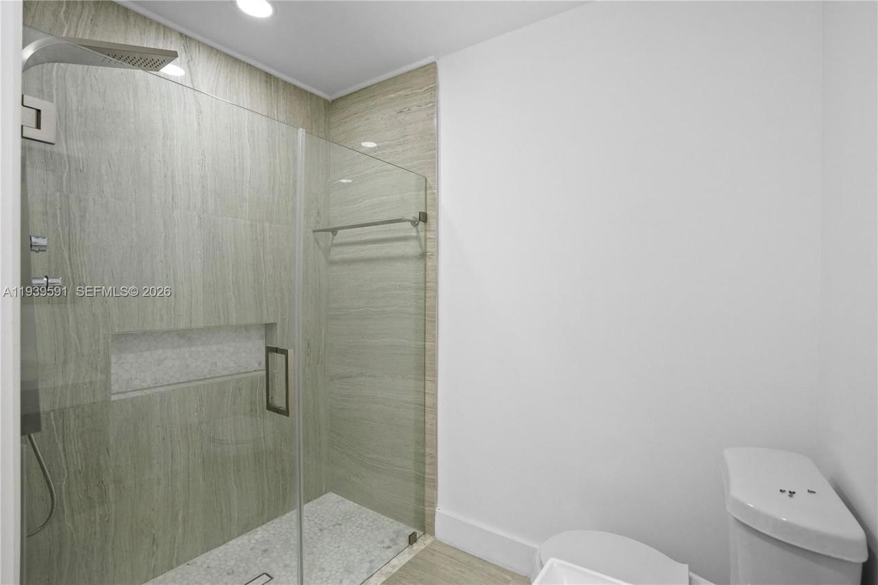Real estate property located at 12894 60th Ter, Miami-dade, Sunset Harbour Sec Vi, Miami, FL