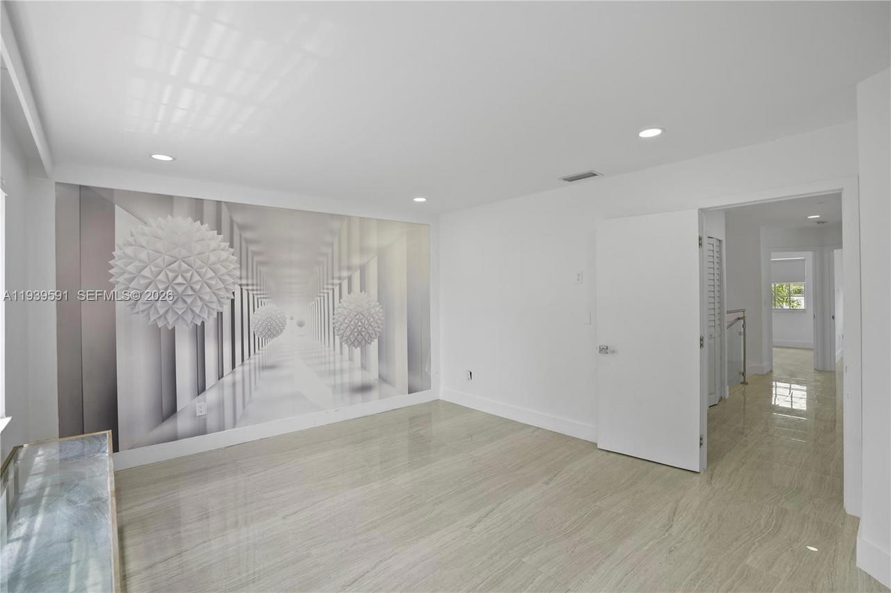 Real estate property located at 12894 60th Ter, Miami-dade, Sunset Harbour Sec Vi, Miami, FL