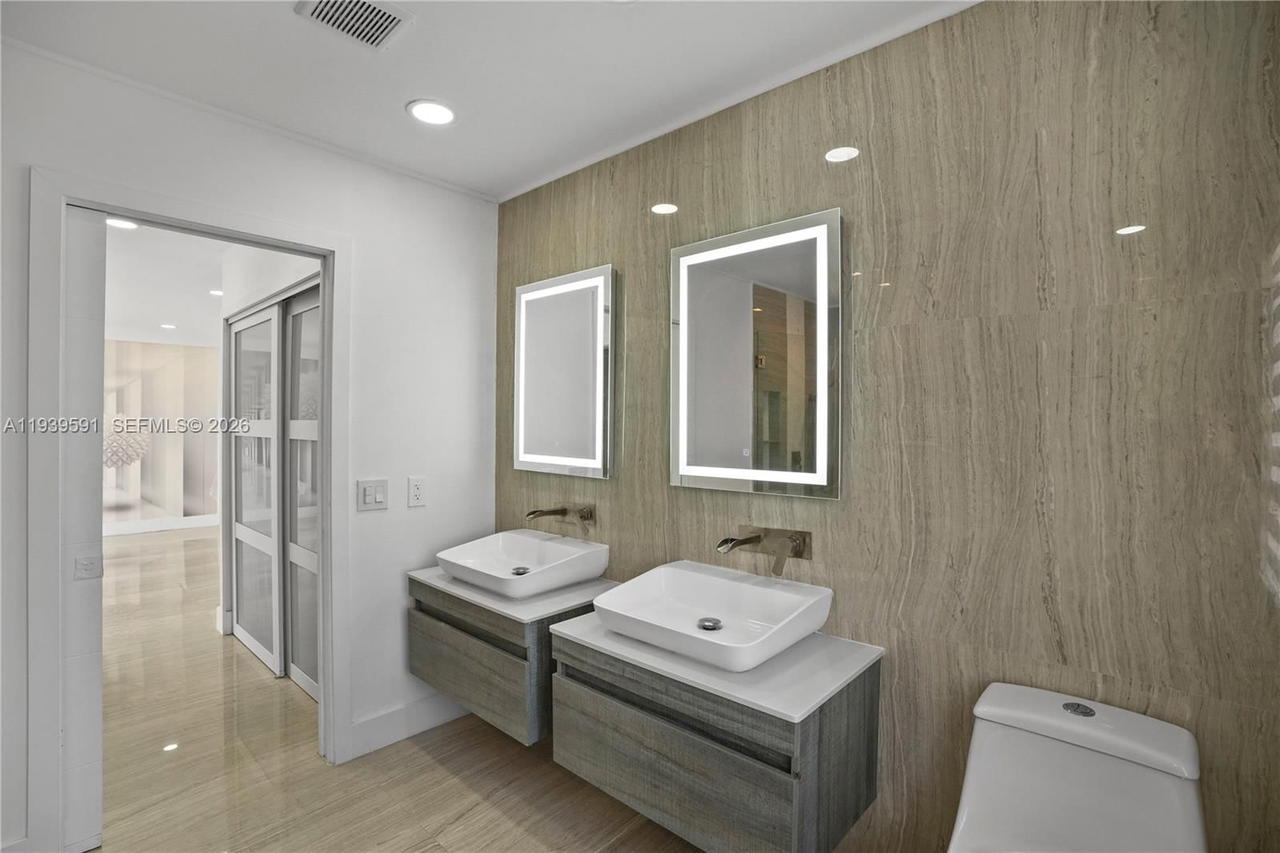 Real estate property located at 12894 60th Ter, Miami-dade, Sunset Harbour Sec Vi, Miami, FL