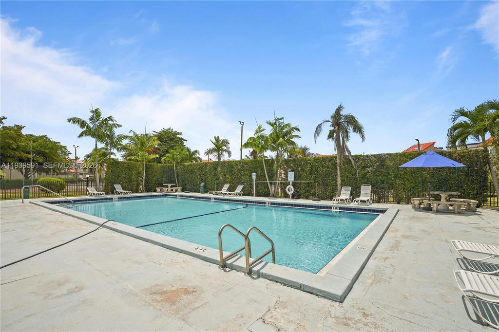 Real estate property located at 12894 60th Ter, Miami-dade, Sunset Harbour Sec Vi, Miami, FL
