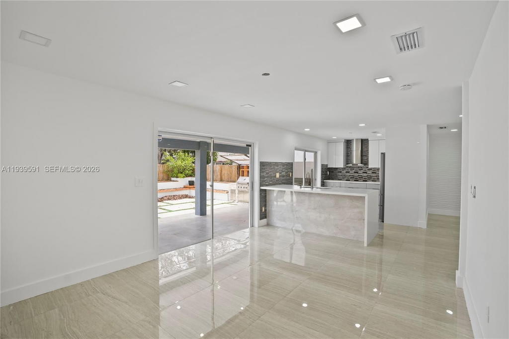 Real estate property located at 12894 60th Ter, Miami-dade, Sunset Harbour Sec Vi, Miami, FL