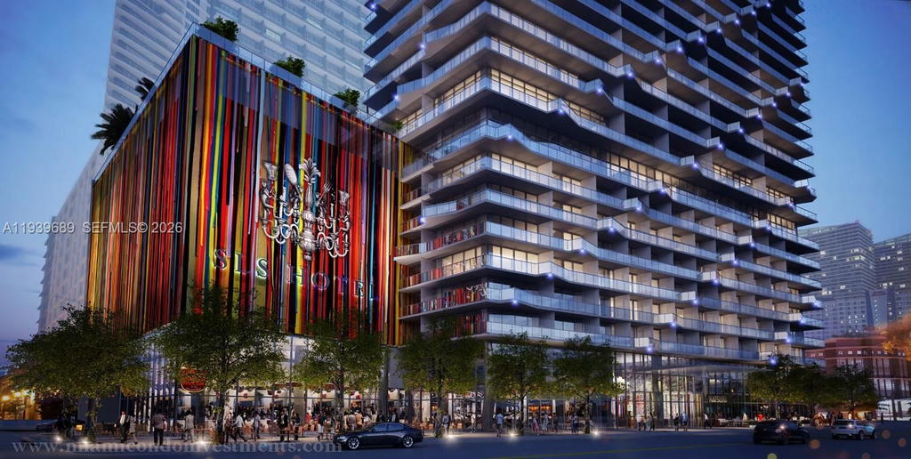 Real estate property located at 1300 MIAMI AVE #4303, Miami-dade, Sls Brickell Condo, Miami, FL