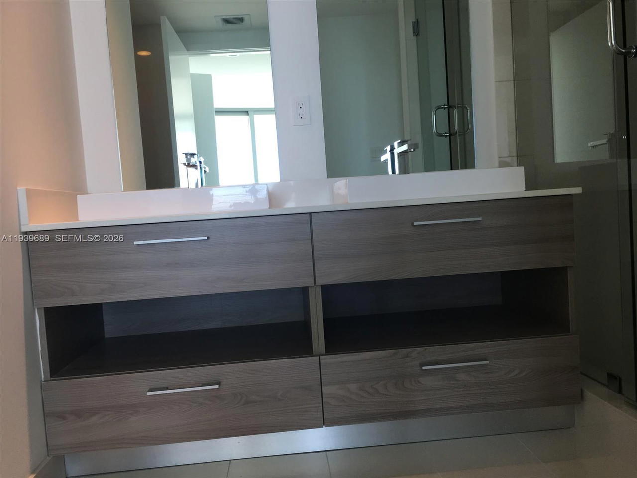Real estate property located at 1300 MIAMI AVE #4303, Miami-dade, Sls Brickell Condo, Miami, FL