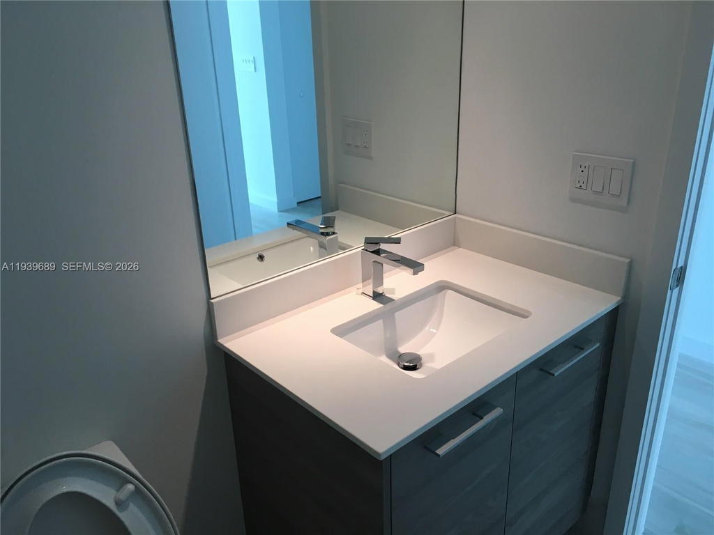 Real estate property located at 1300 MIAMI AVE #4303, Miami-dade, Sls Brickell Condo, Miami, FL
