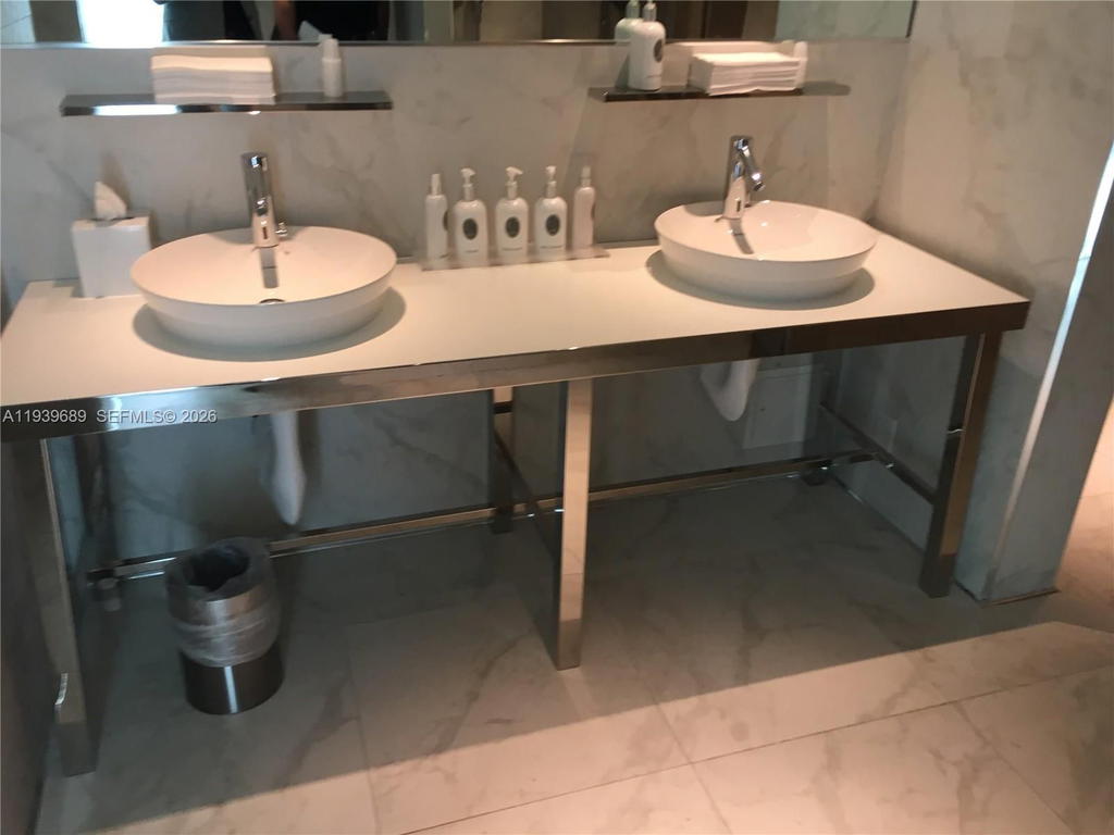 Real estate property located at 1300 MIAMI AVE #4303, Miami-dade, Sls Brickell Condo, Miami, FL