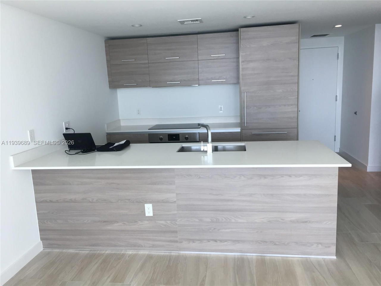 Real estate property located at 1300 MIAMI AVE #4303, Miami-dade, Sls Brickell Condo, Miami, FL