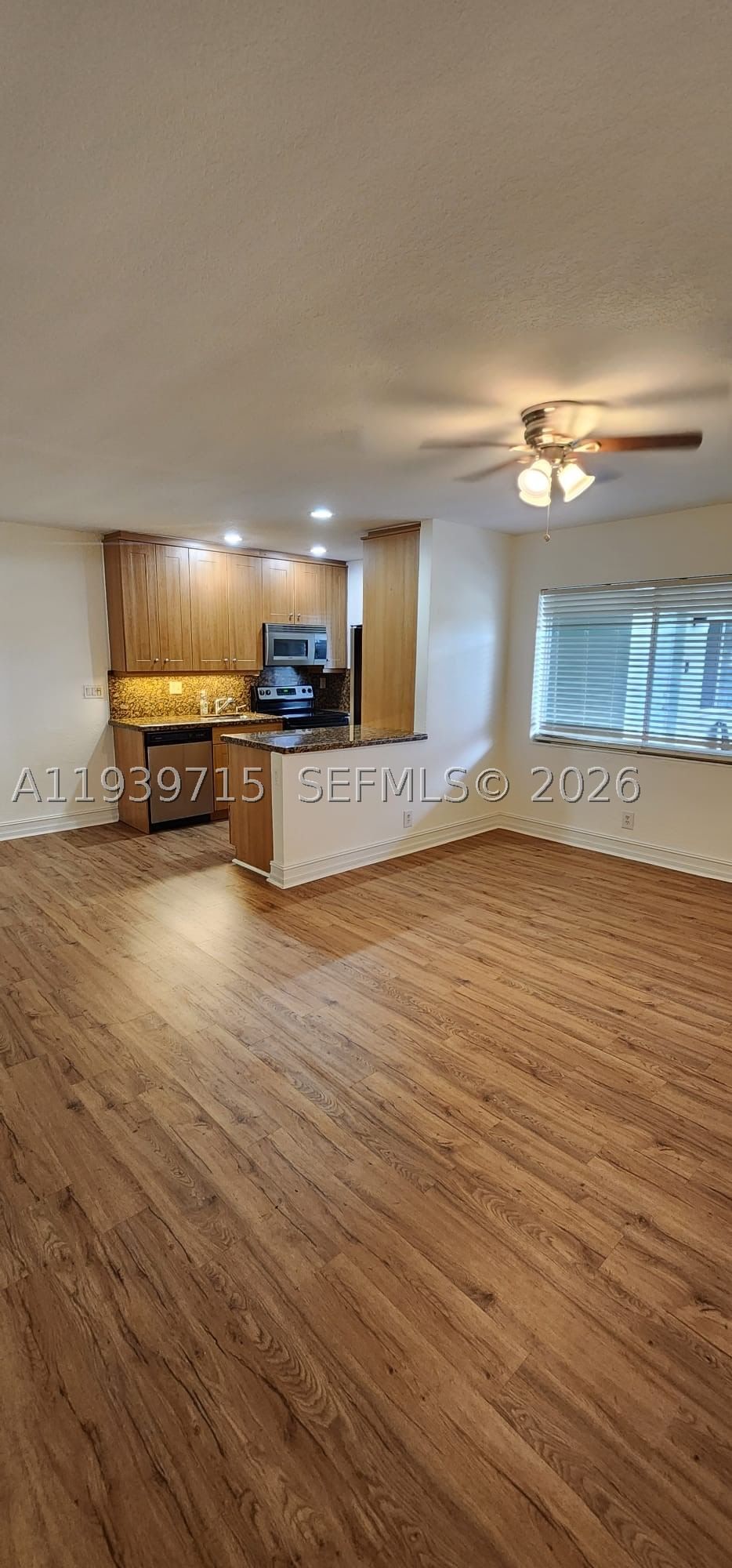 Real estate property located at 1423 Holly Heights Dr #17, Broward, Cascade At Holly Heights, Fort Lauderdale, FL
