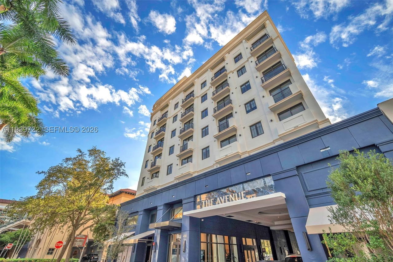 Real estate property located at 4220 Laguna St #505, Miami-dade, Coral Gables Ind Sec, Coral Gables, FL