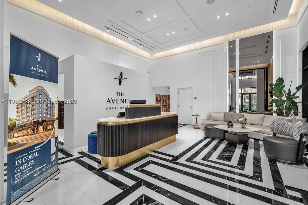 Real estate property located at 4220 Laguna St #505, Miami-dade, Coral Gables Ind Sec, Coral Gables, FL