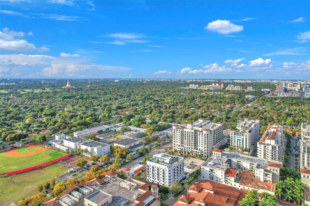 Real estate property located at 4220 Laguna St #505, Miami-dade, Coral Gables Ind Sec, Coral Gables, FL