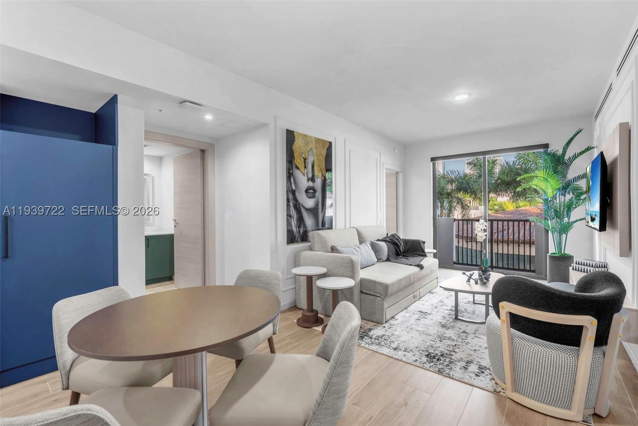 Real estate property located at 4220 Laguna St #505, Miami-dade, Coral Gables Ind Sec, Coral Gables, FL