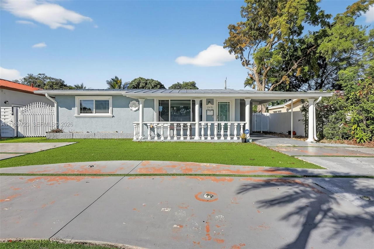 Real estate property located at 2410 Gulfstream Dr, Broward, Miramar Sec 8, Miramar, FL