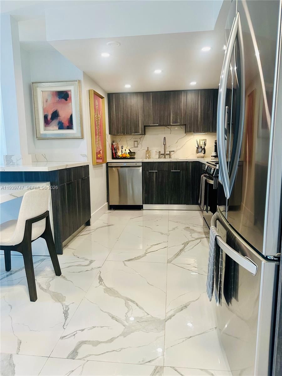 Real estate property located at 1740 N River Dr #626, Miami-dade, Serenity On The River Con, Miami, FL