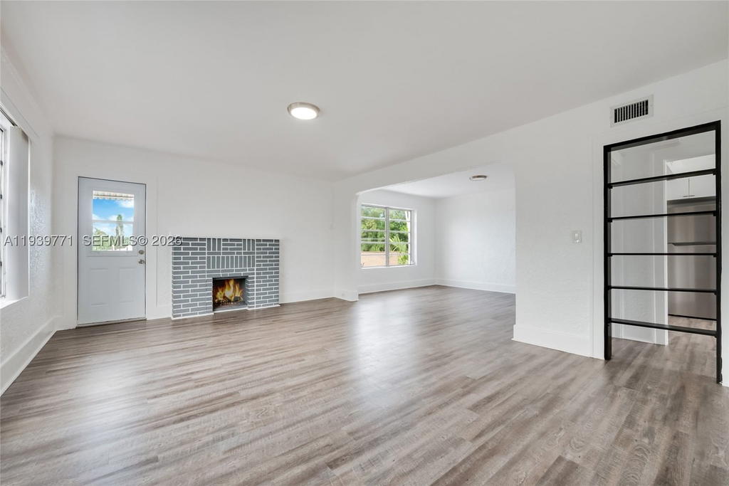 Real estate property located at 1736 9th St, Miami-dade, Shenandoah, Miami, FL