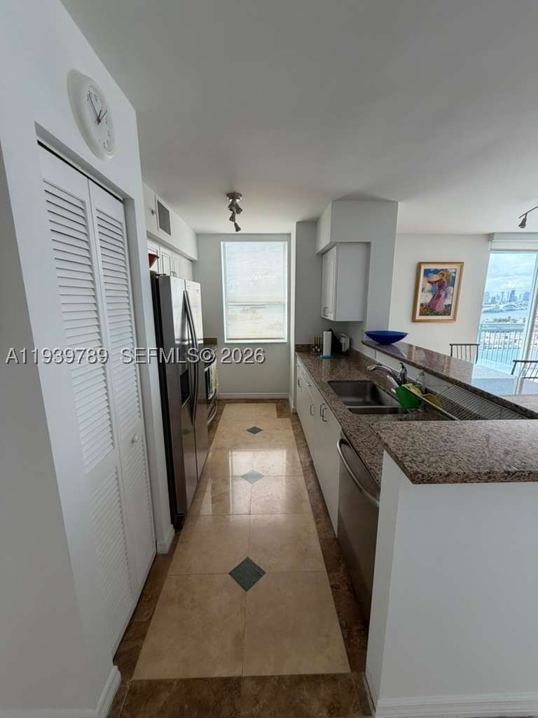 Real estate property located at 90 Alton Rd #2912, Miami-dade, Yacht Club At Portofino, Miami Beach, FL