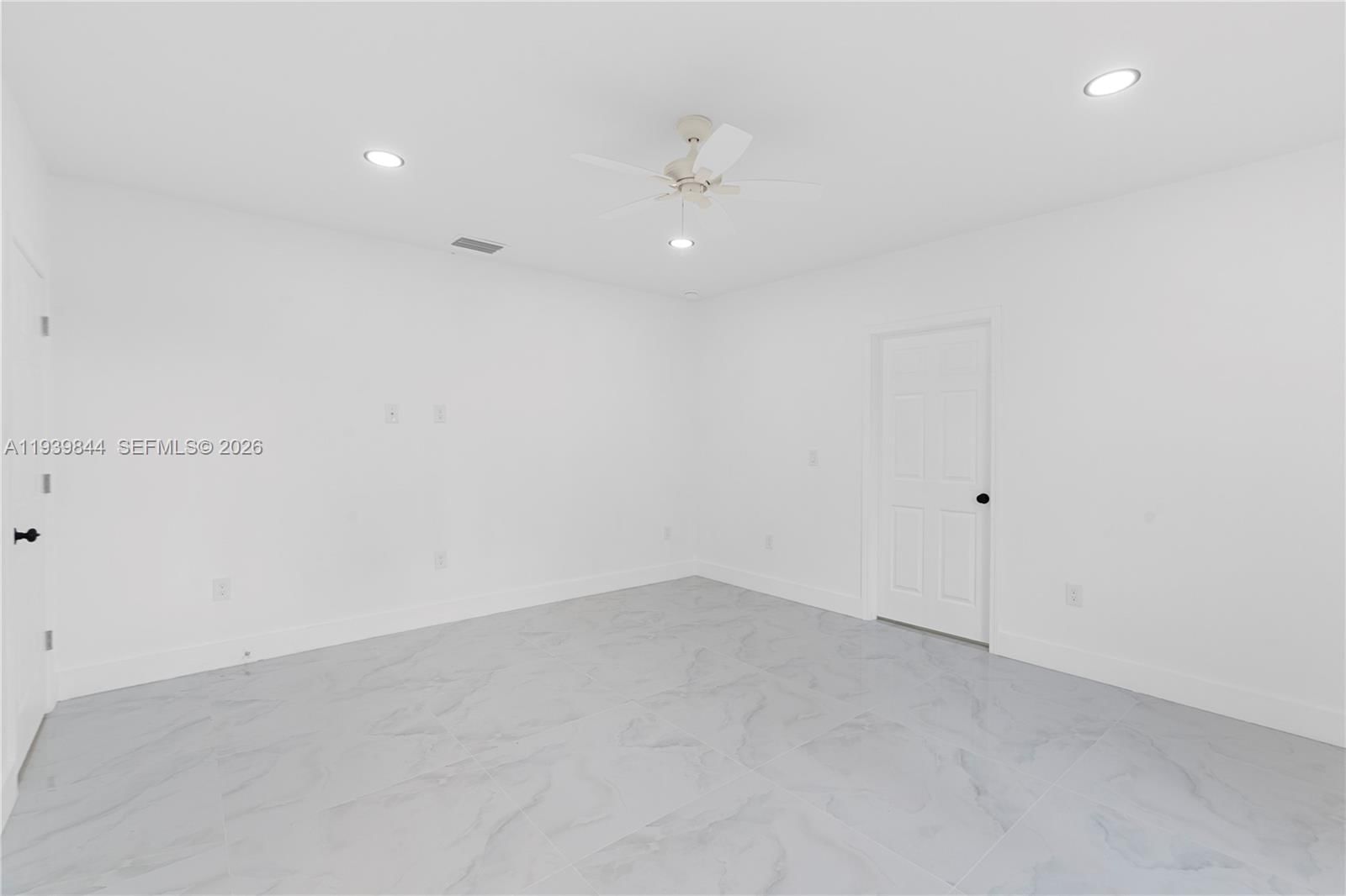 Real estate property located at 3117 64th W, Lee, Lehigh Acres, Lehigh Acres, FL