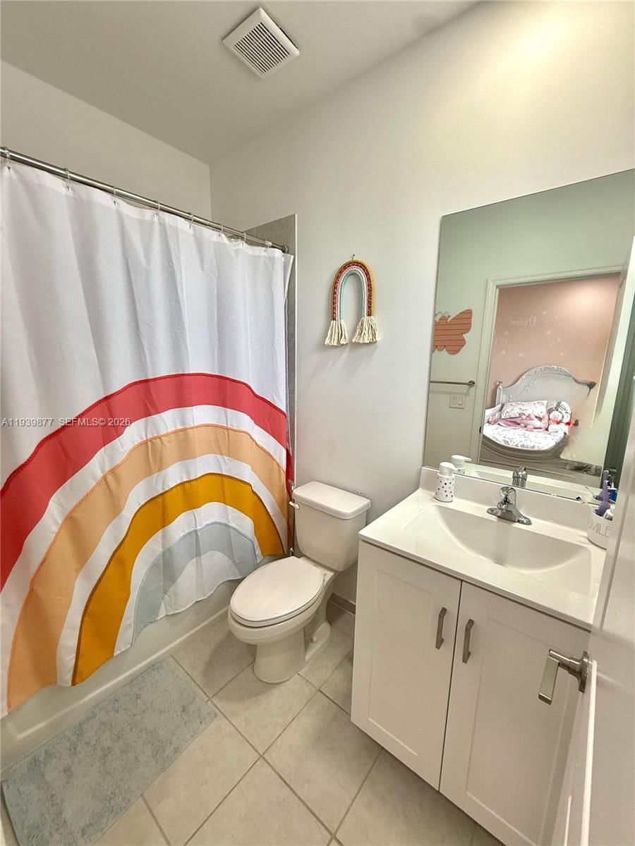 Real estate property located at 10066 228th Ter, Miami-dade, Enclave South Phase 2, Miami, FL