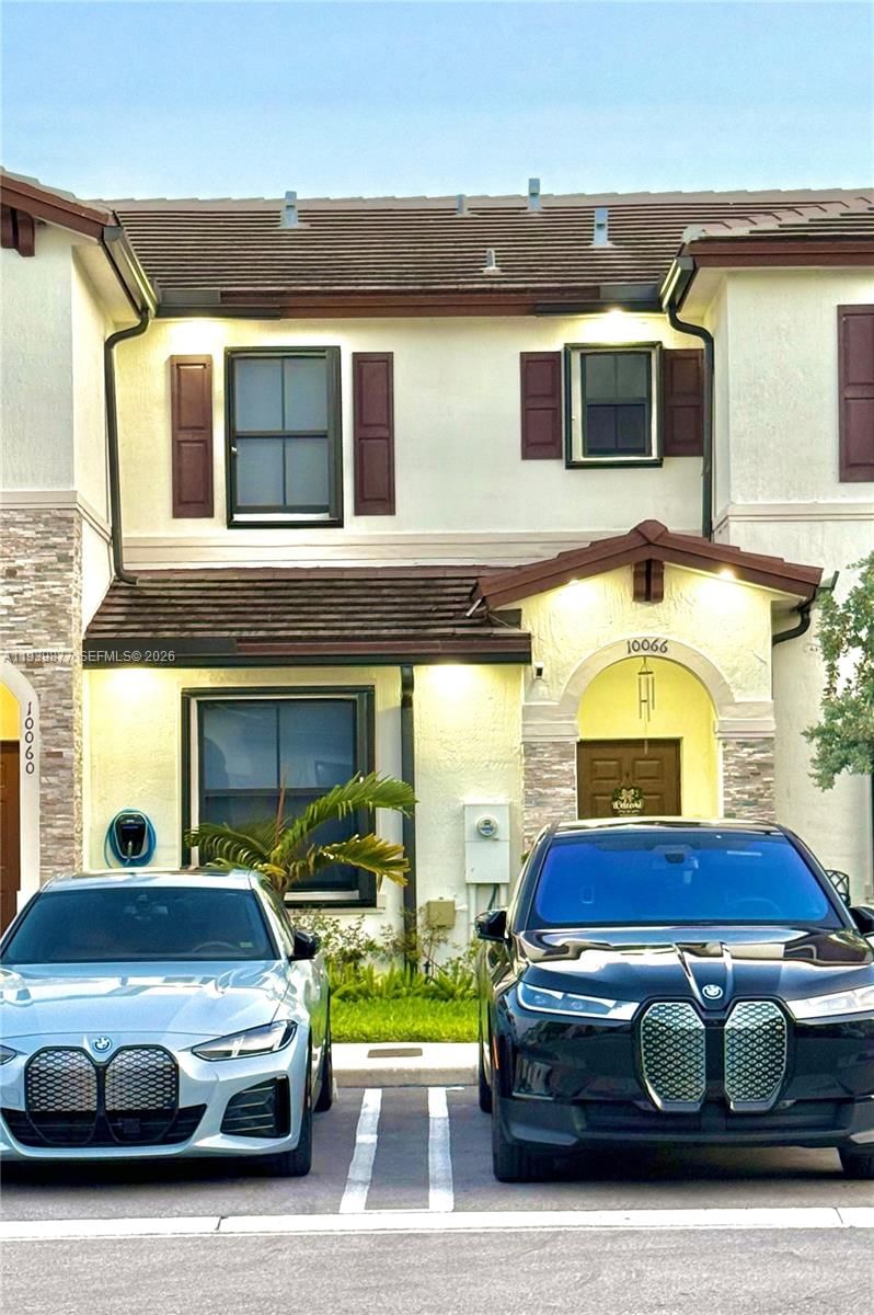 Real estate property located at 10066 228th Ter, Miami-dade, Enclave South Phase 2, Miami, FL