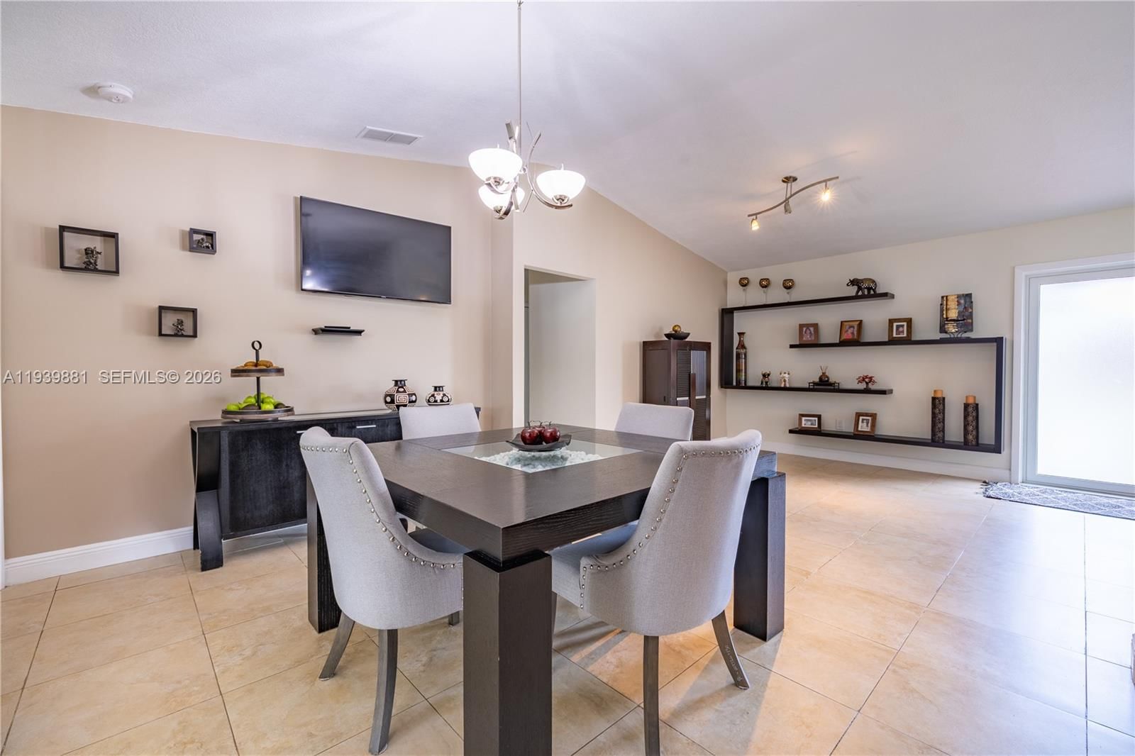 Real estate property located at 14766 81st St, Miami-dade, Kendale Royal Amend, Miami, FL