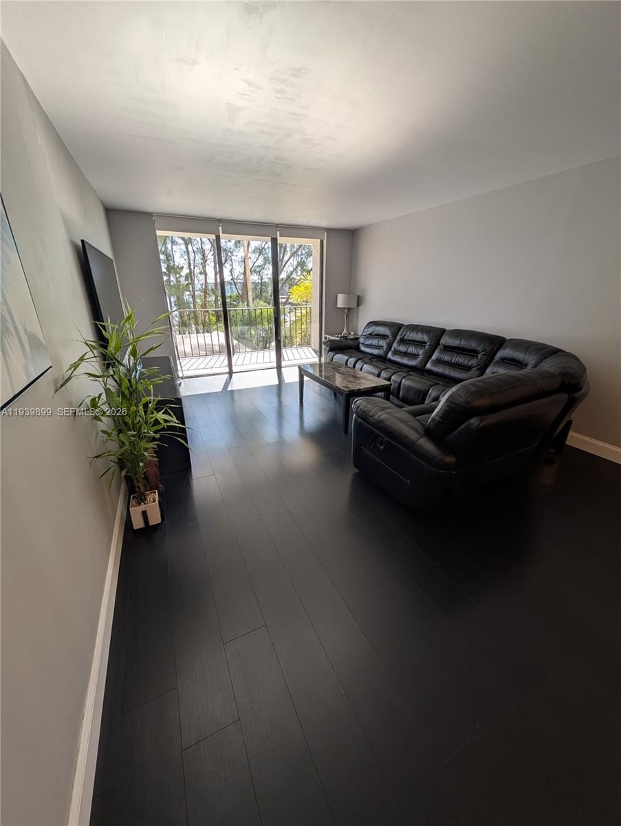 Real estate property located at 18151 31st Ct #307, Miami-dade, The Clipper At Bisc Cove, Aventura, FL