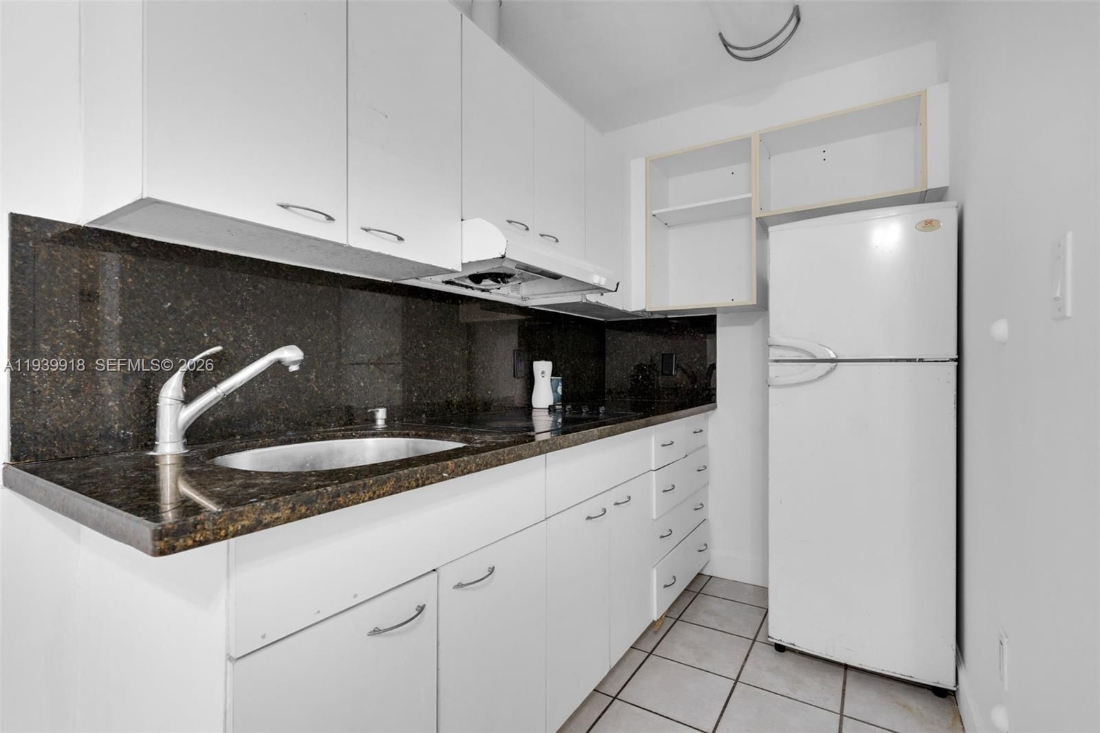Real estate property located at 3274 100th St, Miami-dade, The Tropics Addn, Miami, FL