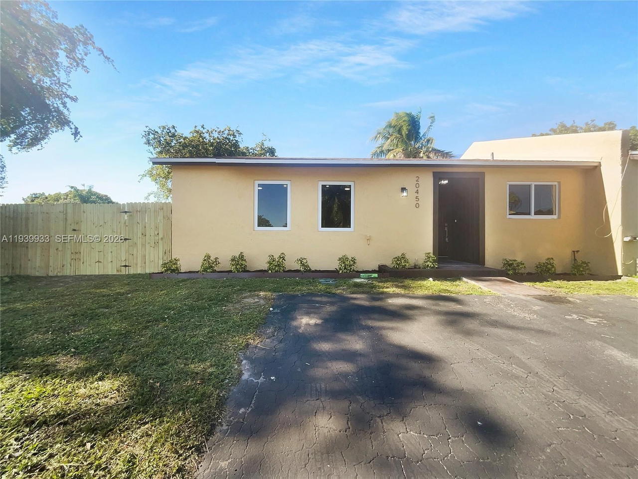 Real estate property located at 20450 28th Ct, Miami-dade, Leslie Estates Sec Five, Miami Gardens, FL