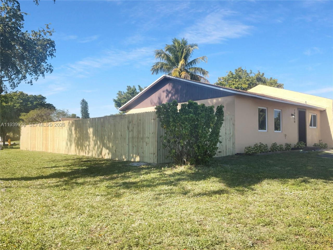 Real estate property located at 20450 28th Ct, Miami-dade, Leslie Estates Sec Five, Miami Gardens, FL
