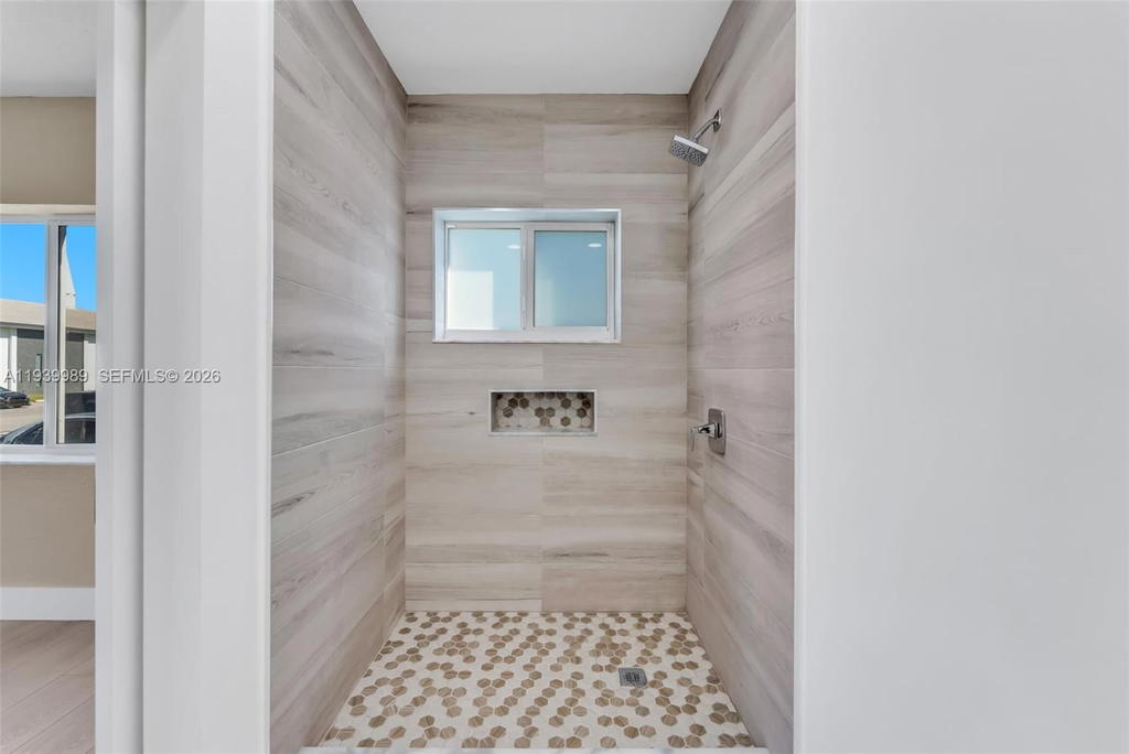 Real estate property located at 40 58th St, Miami-dade, King Arthur Estates, Hialeah, FL